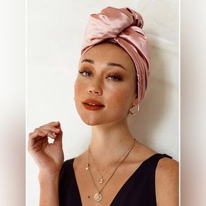 Muaves Pink Quartz All Satin Hair Wrap, EUC, Light Pink